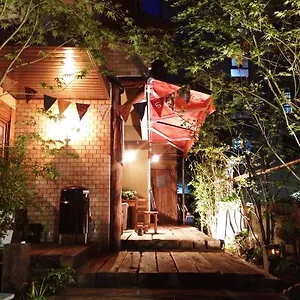  Hostel Roku